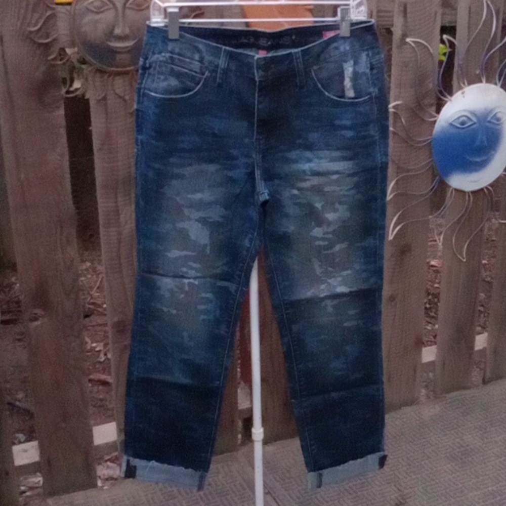 Jag jeans. Size 10. Good stretch, camouflage blue. Mid rise slim ankle.